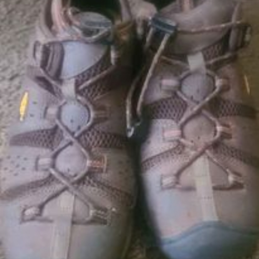 KEEN Utility Men's Atlanta Cool 2 Low Soft Toe ESD Non Slip Work Shoe